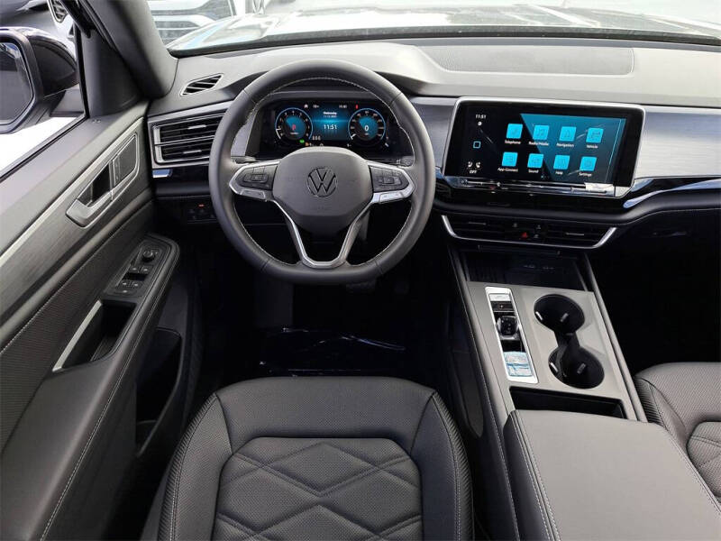 2026 Volkswagen Atlas Cross Sport SE