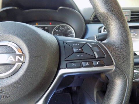 2023 Nissan Versa SV