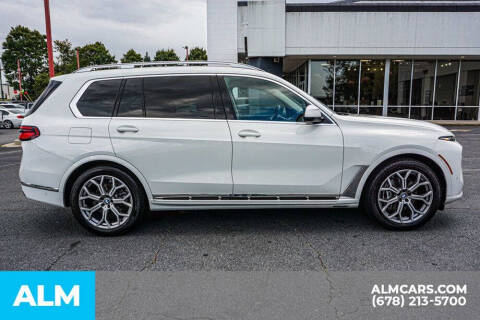 2025 BMW X7 xDrive40i