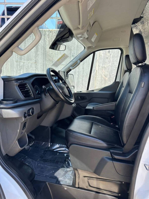 2023 Ford E-Transit