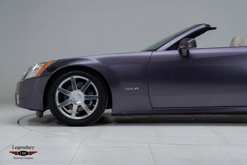 2004 Cadillac XLR