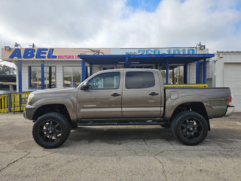 2012 Toyota Tacoma null photo 2