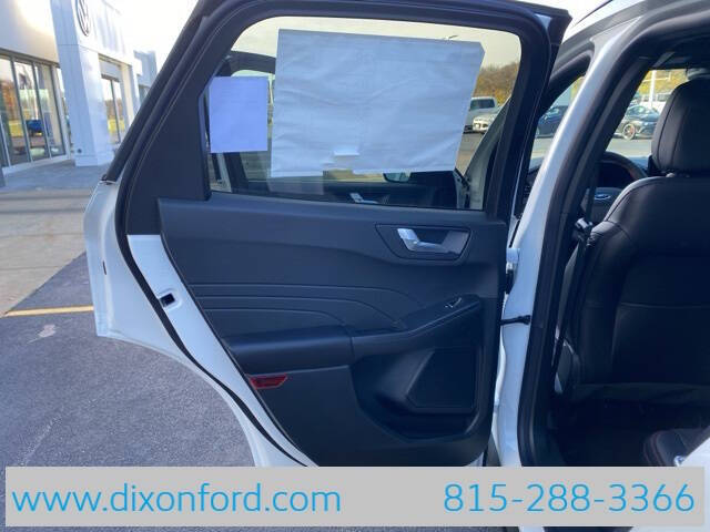 2025 Ford Escape ST-Line Select