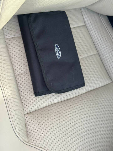 2019 Ford Taurus Limited