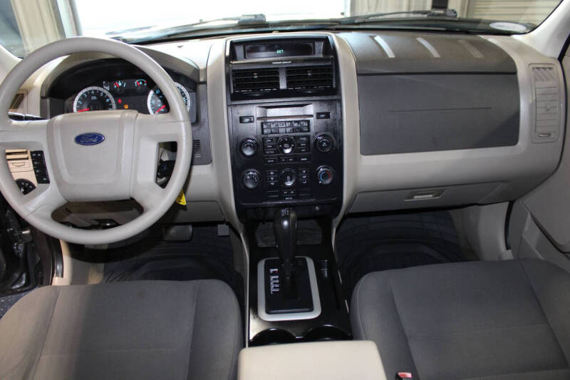 2011 Ford Escape XLS