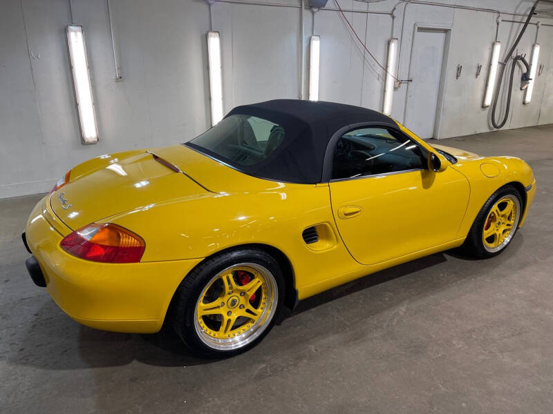 Used 2000 Porsche Boxster S with VIN WP0CB2983YU661909 for sale in Sioux Falls, SD