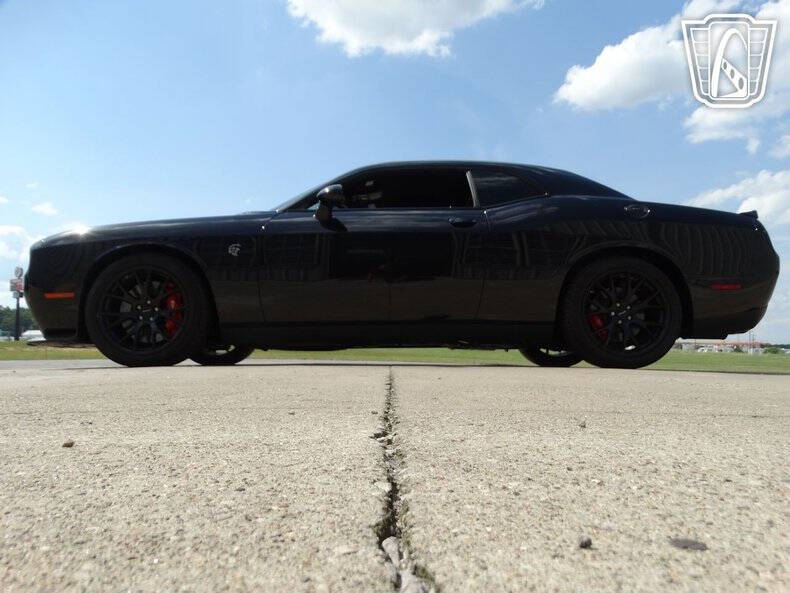 2015 Dodge Challenger SRT Hellcat