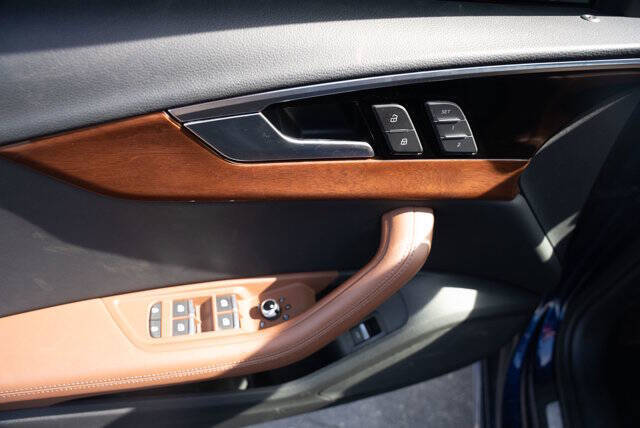 2022 Audi A4 quattro Premium Plus 40 TFSI