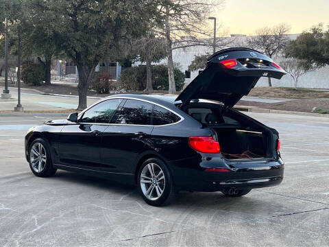 2017 BMW 3 Series 330i xDrive Gran Turismo