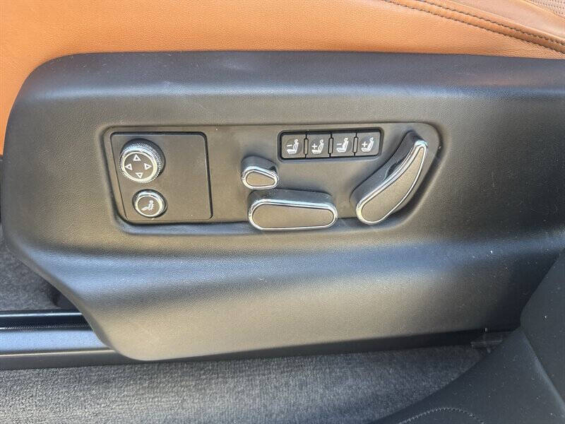 2024 Bentley Bentayga S V8