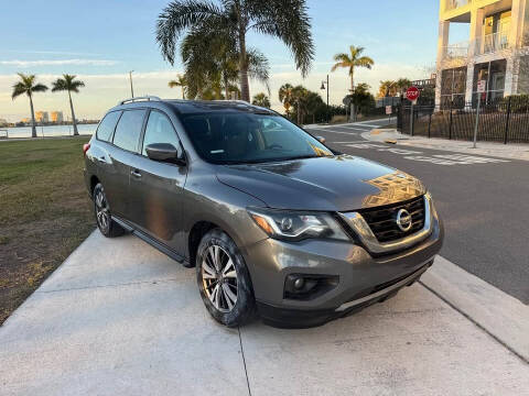 2017 Nissan Pathfinder SV
