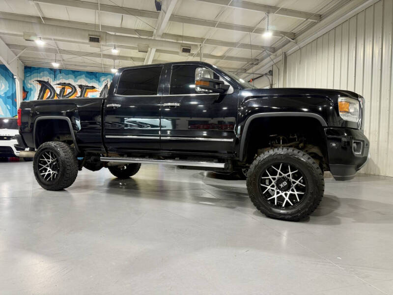 2016 GMC Sierra 2500HD Denali