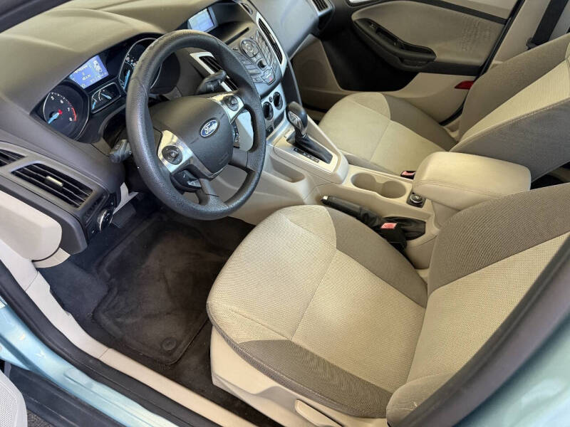 2012 Ford Focus SE