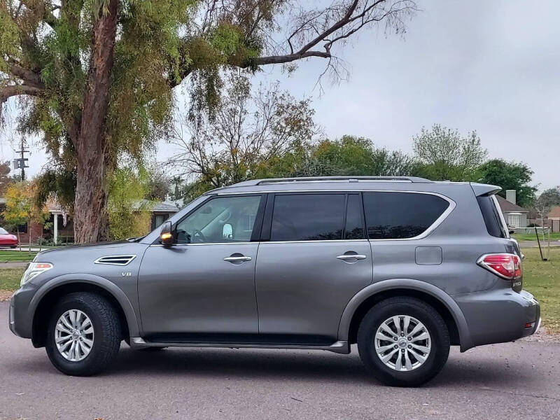 2017 Nissan Armada SV