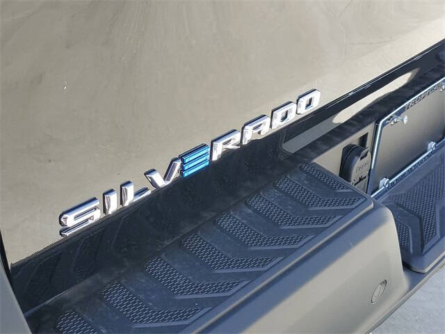 2026 Chevrolet Silverado EV LT