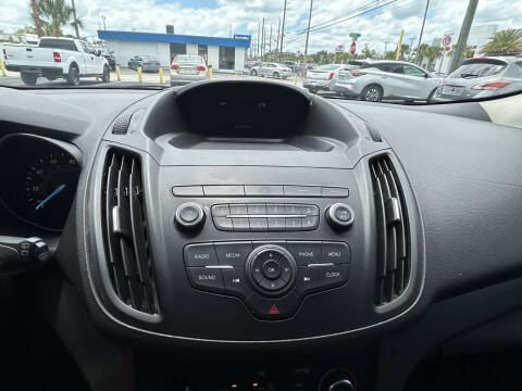2019 Ford Escape S