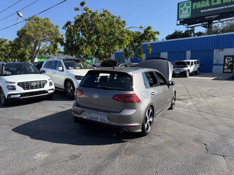 2016 Volkswagen Golf R 4Motion