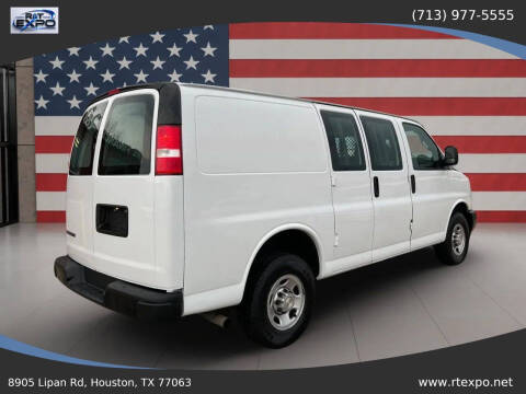 2021 Chevrolet Express 2500