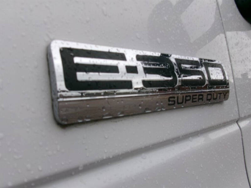 2017 Ford E-Series E-350 SD