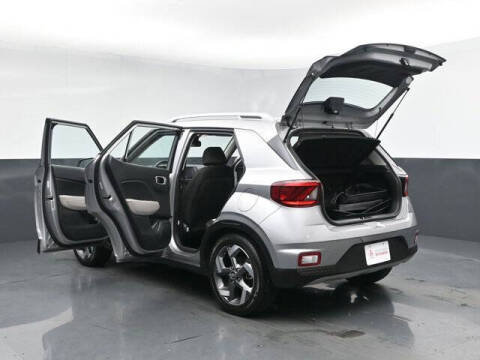2023 Hyundai Venue SEL