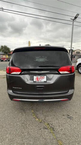 2017 Chrysler Pacifica