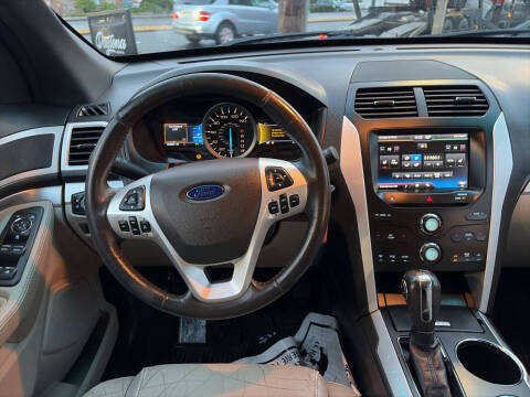 2014 Ford Explorer XLT