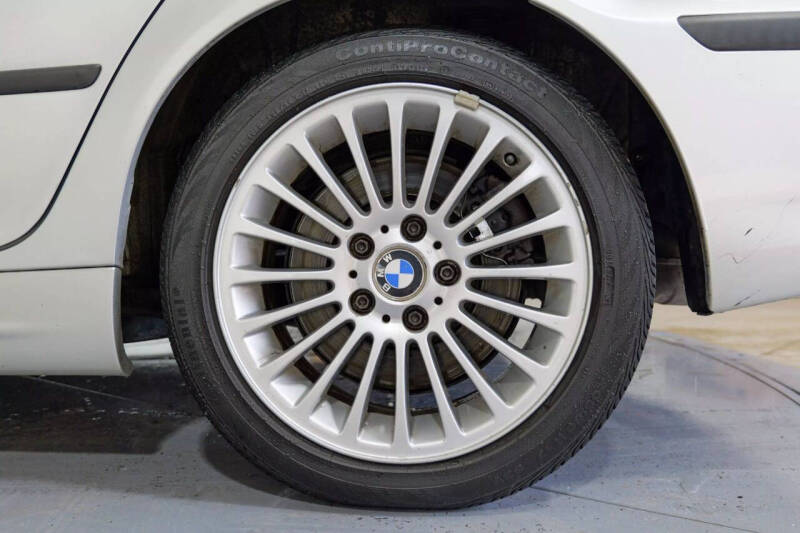 2003 BMW 3 Series 330i