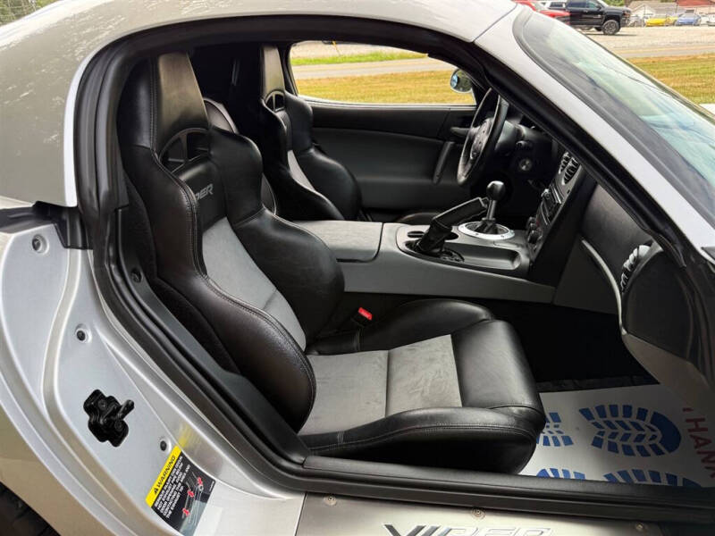 2010 Dodge Viper SRT-10