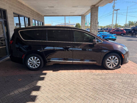 2019 Chrysler Pacifica Touring L 35th Anniversary