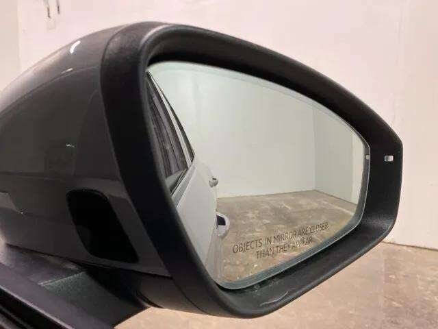 2024 Audi Q4 e-tron quattro Premium 55