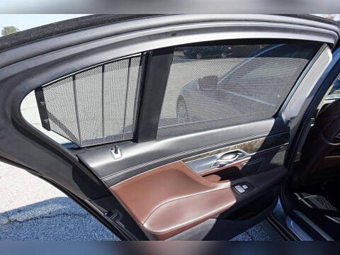 2017 BMW 7 Series 740i