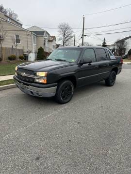 2005 Chevrolet Avalanche for sale at Pak1 Trading LLC in Little Ferry NJ