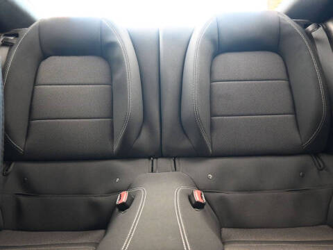 2017 Ford Mustang V6