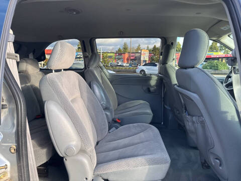 2005 Dodge Caravan SXT