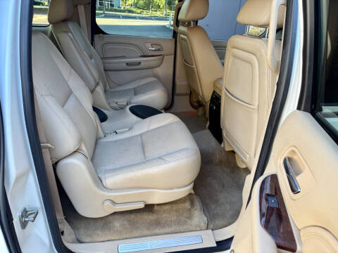 2012 Cadillac Escalade ESV Luxury