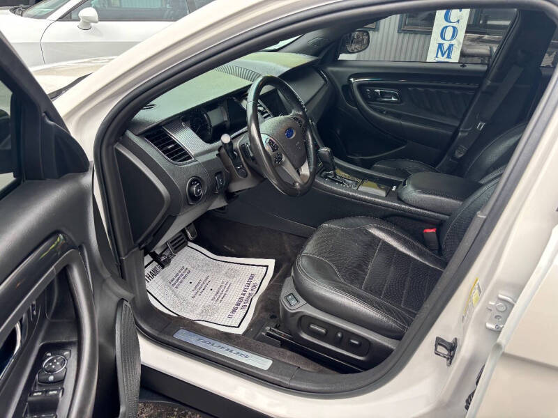 2018 Ford Taurus SHO