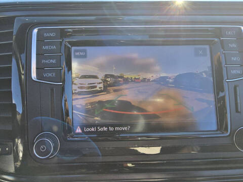 2017 Volkswagen Beetle Convertible 1.8T S