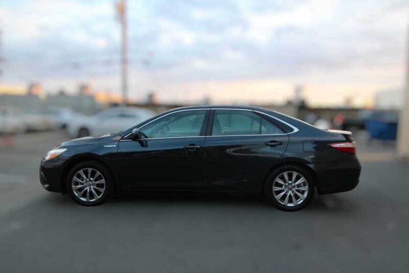 2016 Toyota Camry Hybrid