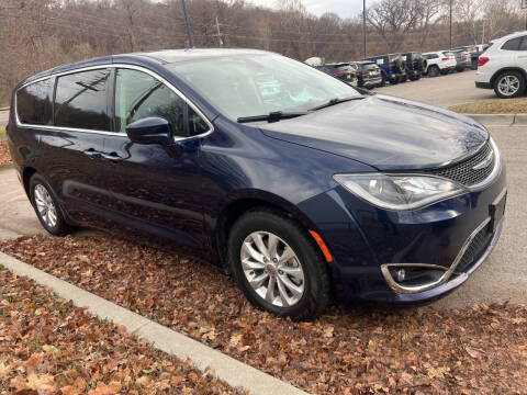 2019 Chrysler Pacifica Touring Plus