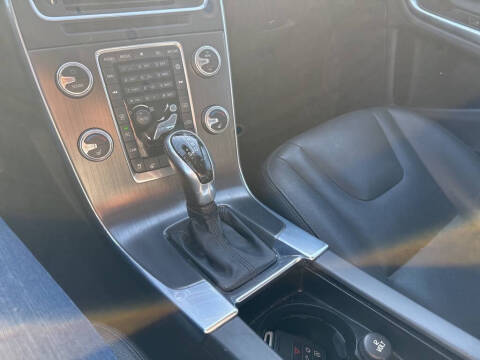 2015 Volvo S60 T5 Premier