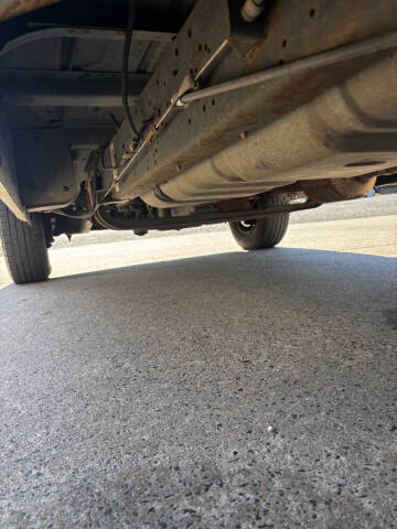 2004 Ford E-Series E-350 SD