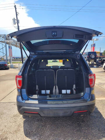 2018 Ford Explorer