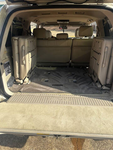 2003 Lexus LX 470