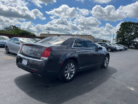2018 Chrysler 300 Limited