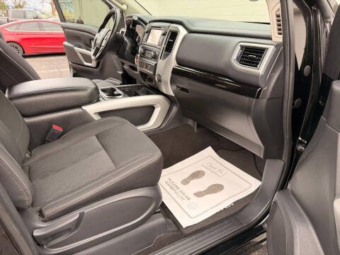 2017 Nissan Titan XD SV