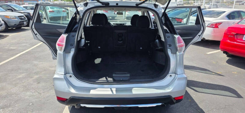 2016 Nissan Rogue S