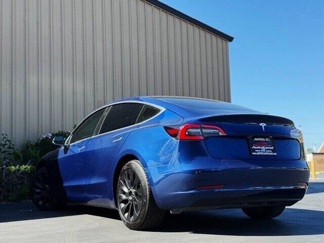 2019 Tesla Model 3 Mid Range