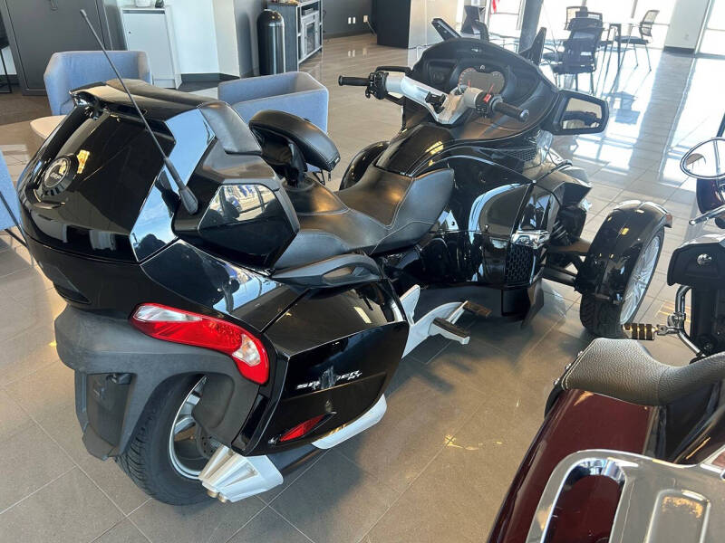 2016 Can-Am Spyder RT