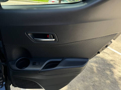 2021 Toyota C-HR XLE