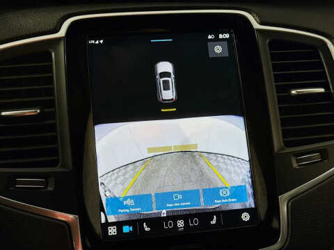 2025 Volvo XC90 B5 Core Bright Theme